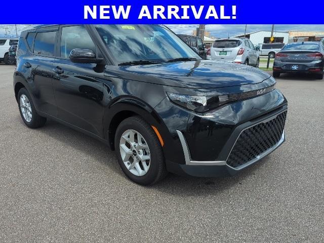 used 2023 Kia Soul car, priced at $19,857