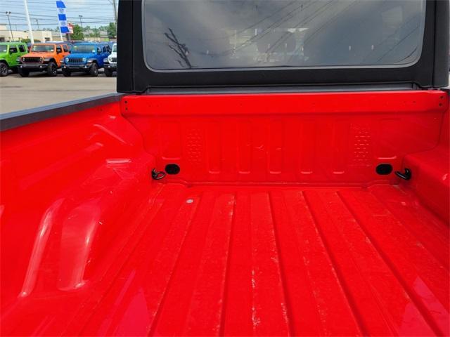 used 2021 Jeep Gladiator car, priced at $27,444
