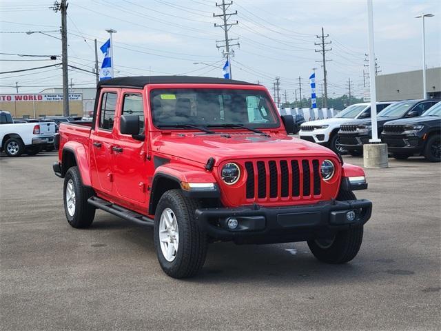used 2021 Jeep Gladiator car, priced at $27,444