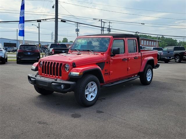 used 2021 Jeep Gladiator car, priced at $27,444