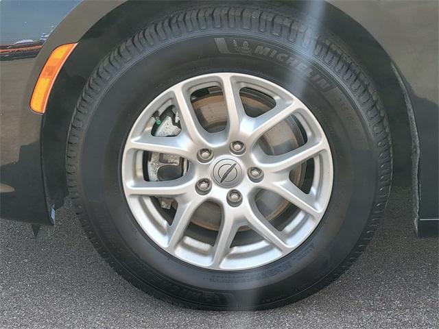 used 2022 Chrysler Pacifica car, priced at $21,777
