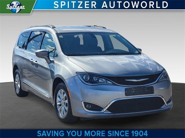 used 2017 Chrysler Pacifica car, priced at $12,977