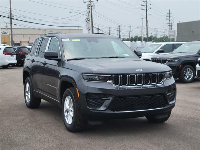 new 2025 Jeep Grand Cherokee car, priced at $40,383