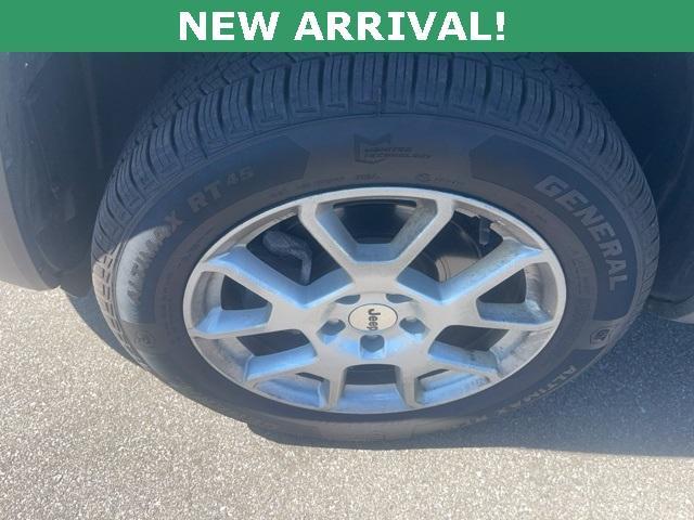used 2022 Jeep Renegade car, priced at $18,222