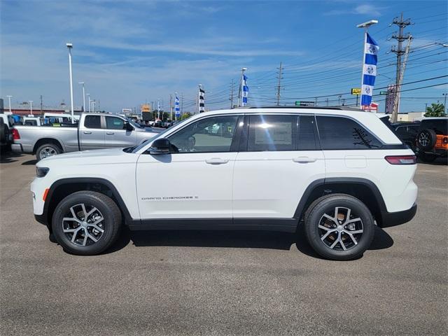 new 2025 Jeep Grand Cherokee car, priced at $47,476