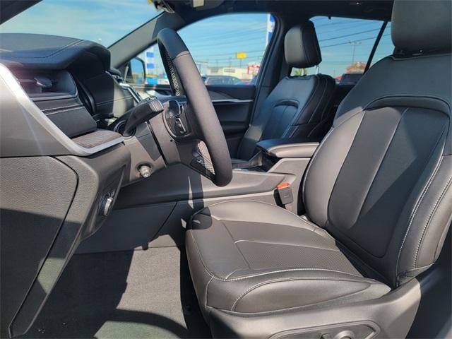 new 2025 Jeep Grand Cherokee car, priced at $47,476
