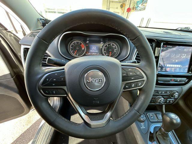 used 2022 Jeep Cherokee car, priced at $25,346