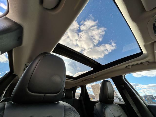 used 2022 Jeep Cherokee car, priced at $25,346