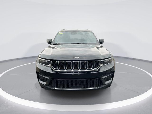 new 2025 Jeep Grand Cherokee car, priced at $41,170