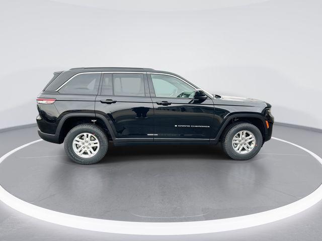 new 2025 Jeep Grand Cherokee car, priced at $41,170