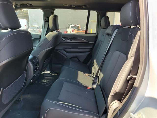 new 2025 Jeep Grand Cherokee car, priced at $39,535