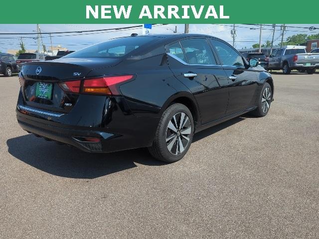 used 2022 Nissan Altima car, priced at $23,561