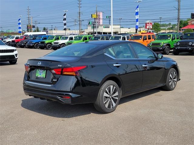 used 2022 Nissan Altima car, priced at $23,561