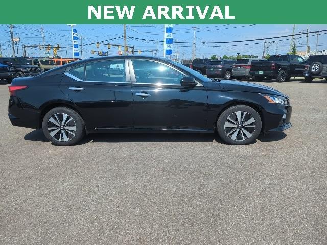used 2022 Nissan Altima car, priced at $23,561