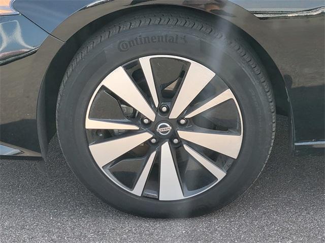 used 2022 Nissan Altima car, priced at $23,561