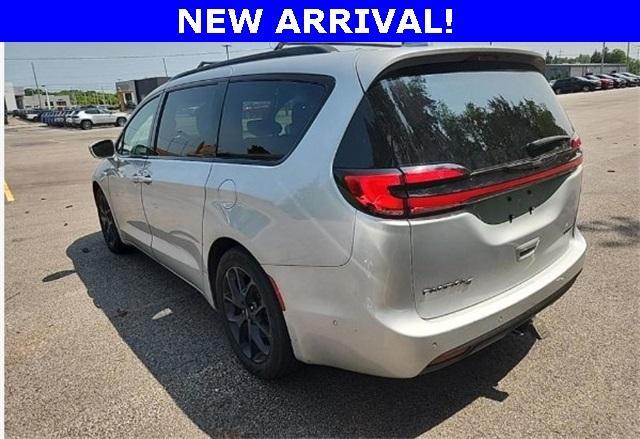 used 2022 Chrysler Pacifica car, priced at $27,908