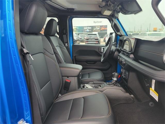 new 2025 Jeep Gladiator car, priced at $44,327