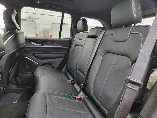 new 2025 Jeep Grand Cherokee car, priced at $57,188