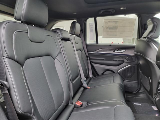new 2025 Jeep Grand Cherokee car, priced at $57,188