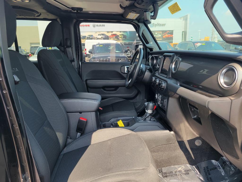 used 2021 Jeep Wrangler Unlimited car, priced at $35,486
