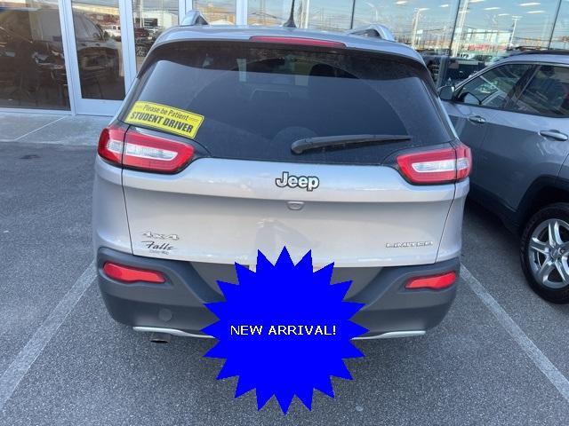 used 2014 Jeep Cherokee car, priced at $11,523