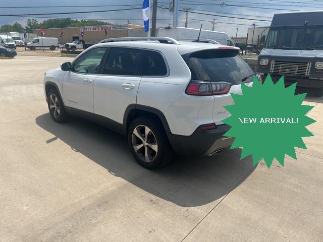 used 2019 Jeep Cherokee car, priced at $19,070