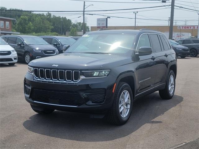 new 2025 Jeep Grand Cherokee car, priced at $41,920