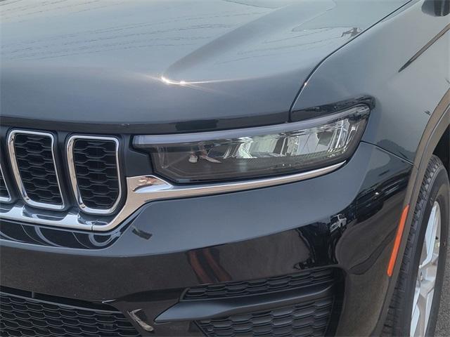 new 2025 Jeep Grand Cherokee car, priced at $41,920