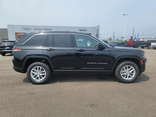 new 2025 Jeep Grand Cherokee car, priced at $41,920