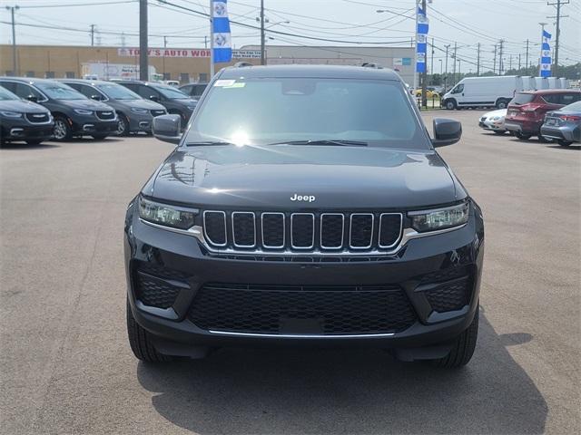new 2025 Jeep Grand Cherokee car, priced at $41,920