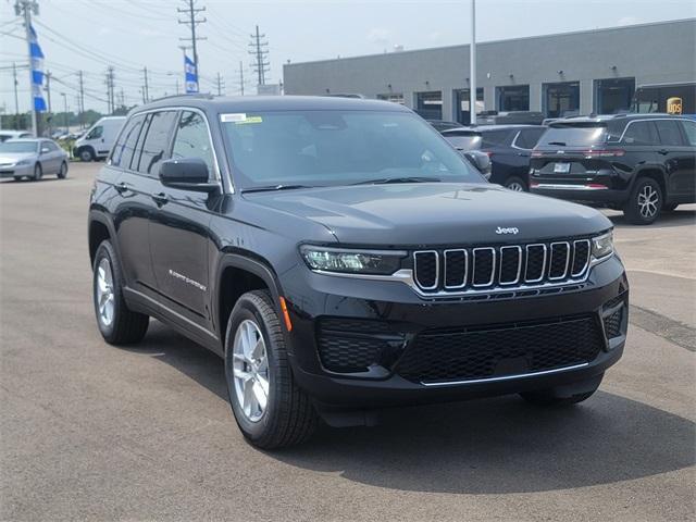 new 2025 Jeep Grand Cherokee car, priced at $41,920