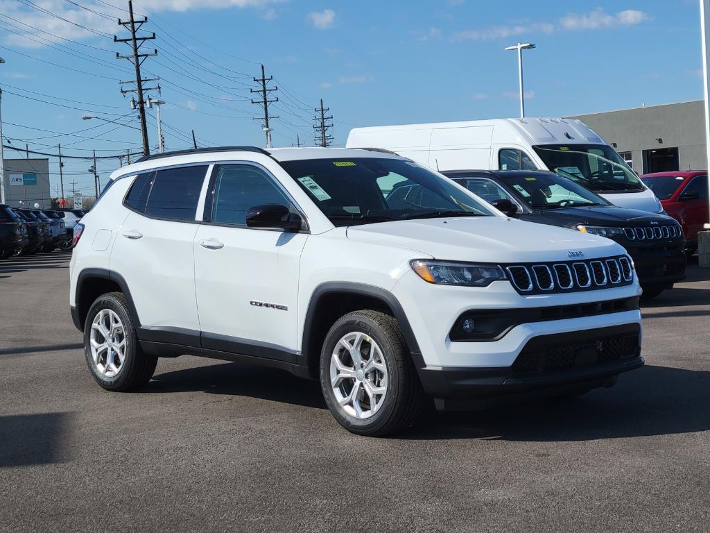 new 2025 Jeep Compass car, priced at $34,215