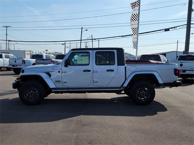 new 2024 Jeep Gladiator car, priced at $40,238