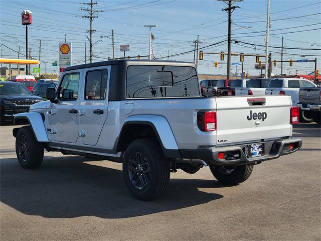 new 2024 Jeep Gladiator car, priced at $40,238