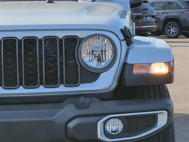 new 2024 Jeep Gladiator car, priced at $40,238