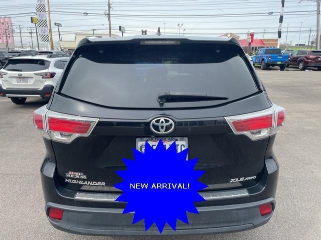 used 2016 Toyota Highlander car, priced at $19,498