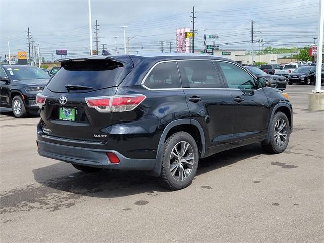 used 2016 Toyota Highlander car, priced at $20,444