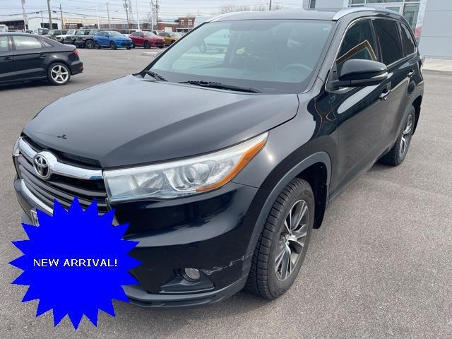 used 2016 Toyota Highlander car, priced at $19,498