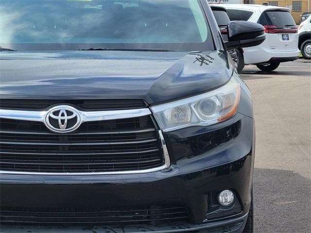 used 2016 Toyota Highlander car, priced at $20,444
