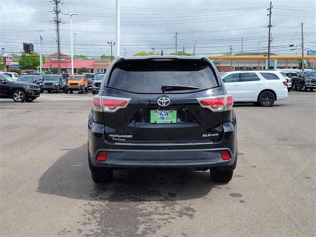 used 2016 Toyota Highlander car, priced at $20,444