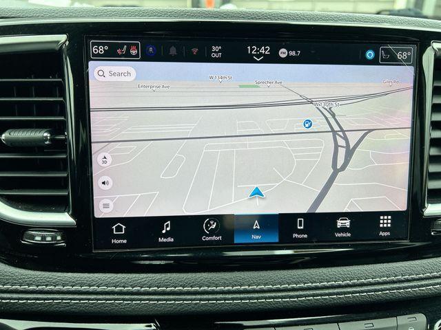 used 2022 Chrysler Pacifica Hybrid car, priced at $33,720