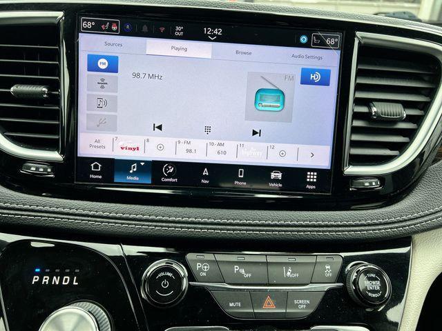 used 2022 Chrysler Pacifica Hybrid car, priced at $33,720