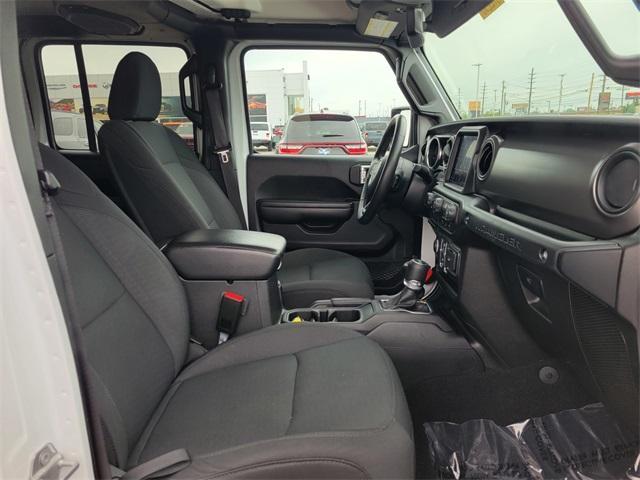 used 2021 Jeep Wrangler Unlimited car, priced at $32,404