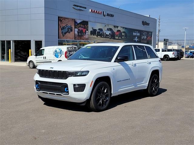 new 2025 Jeep Grand Cherokee 4xe car, priced at $55,643
