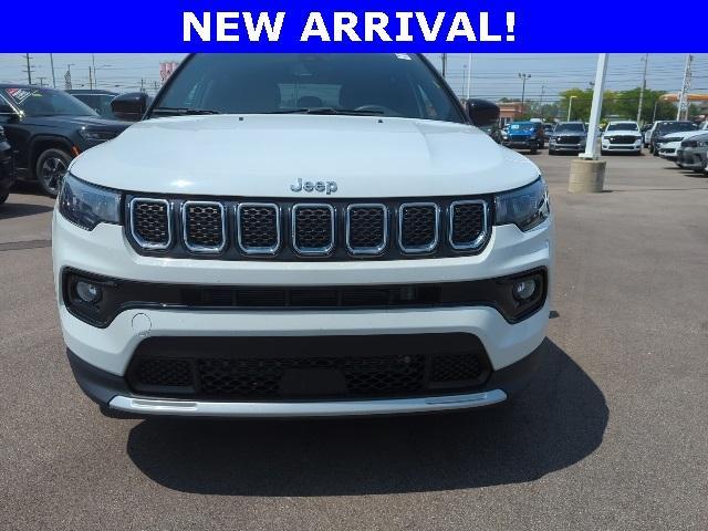 used 2023 Jeep Compass car, priced at $27,111