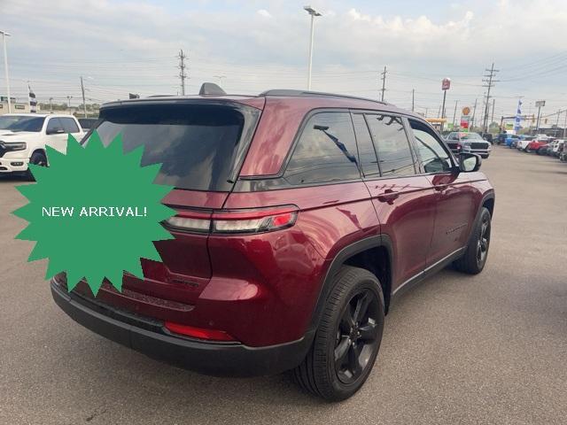 used 2023 Jeep Grand Cherokee car, priced at $32,365