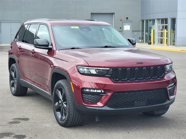 used 2023 Jeep Grand Cherokee car, priced at $32,365