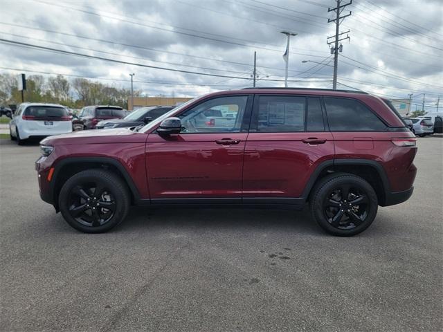 used 2023 Jeep Grand Cherokee car, priced at $32,365