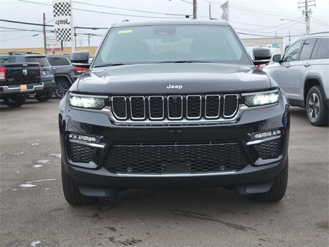 new 2024 Jeep Grand Cherokee car, priced at $52,405