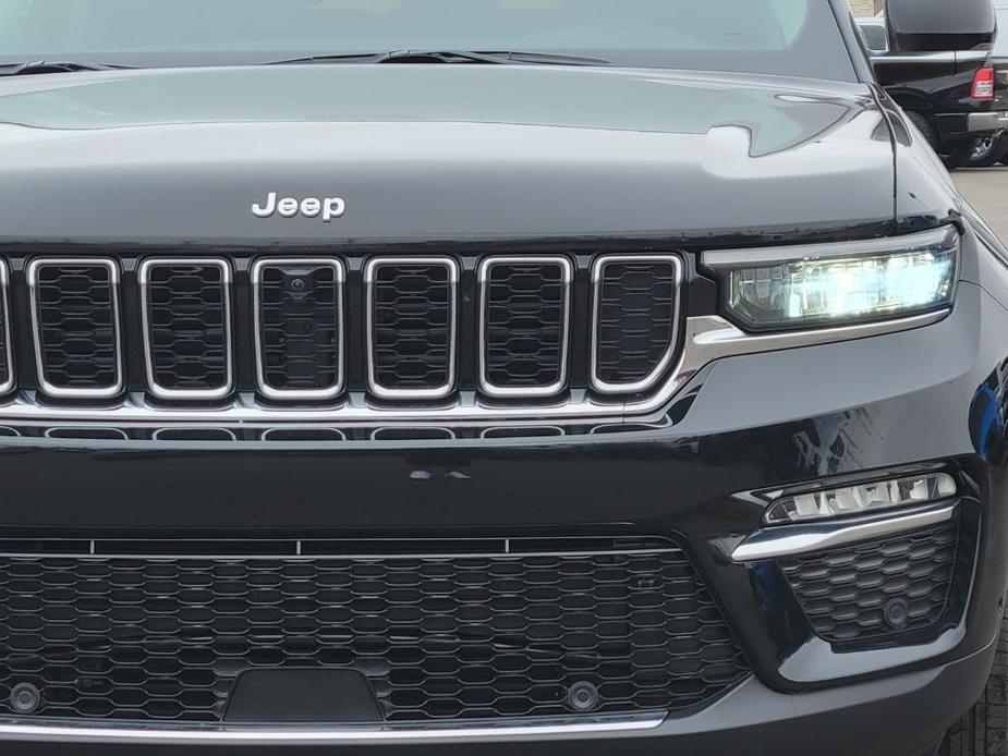 new 2024 Jeep Grand Cherokee car, priced at $54,295